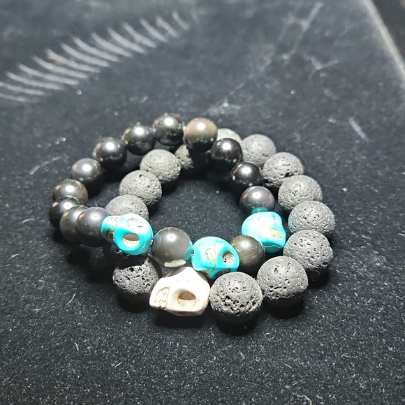 Skull bracelets - Picture 2 of 2